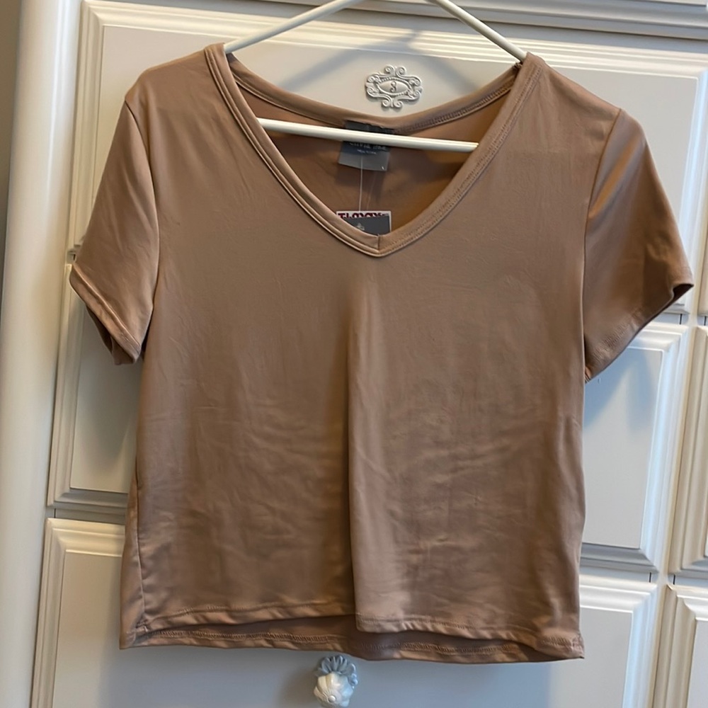 Kid/Teenager sized t-shirt with super stretchy fabric